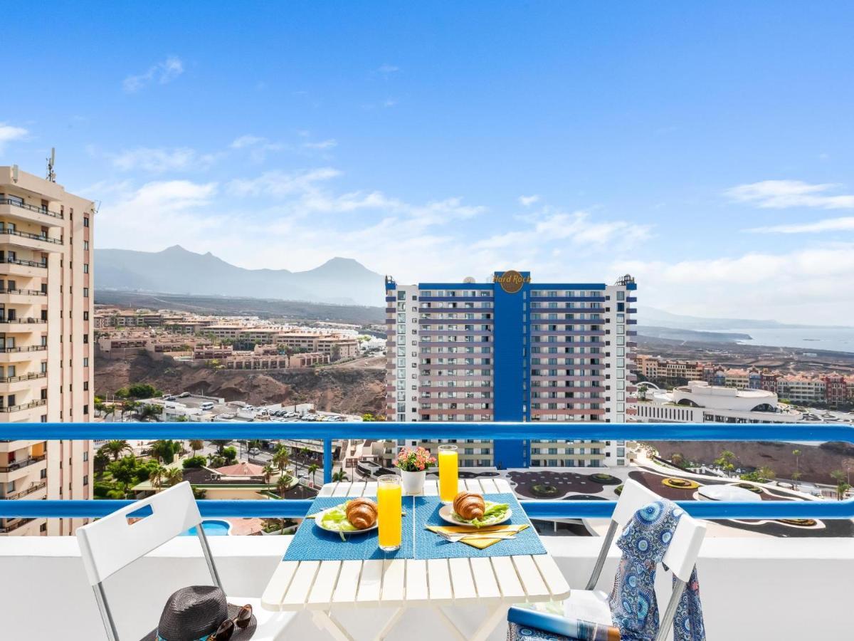 1413 Panoramic 1 Bedroom, Ocean View! Apartment